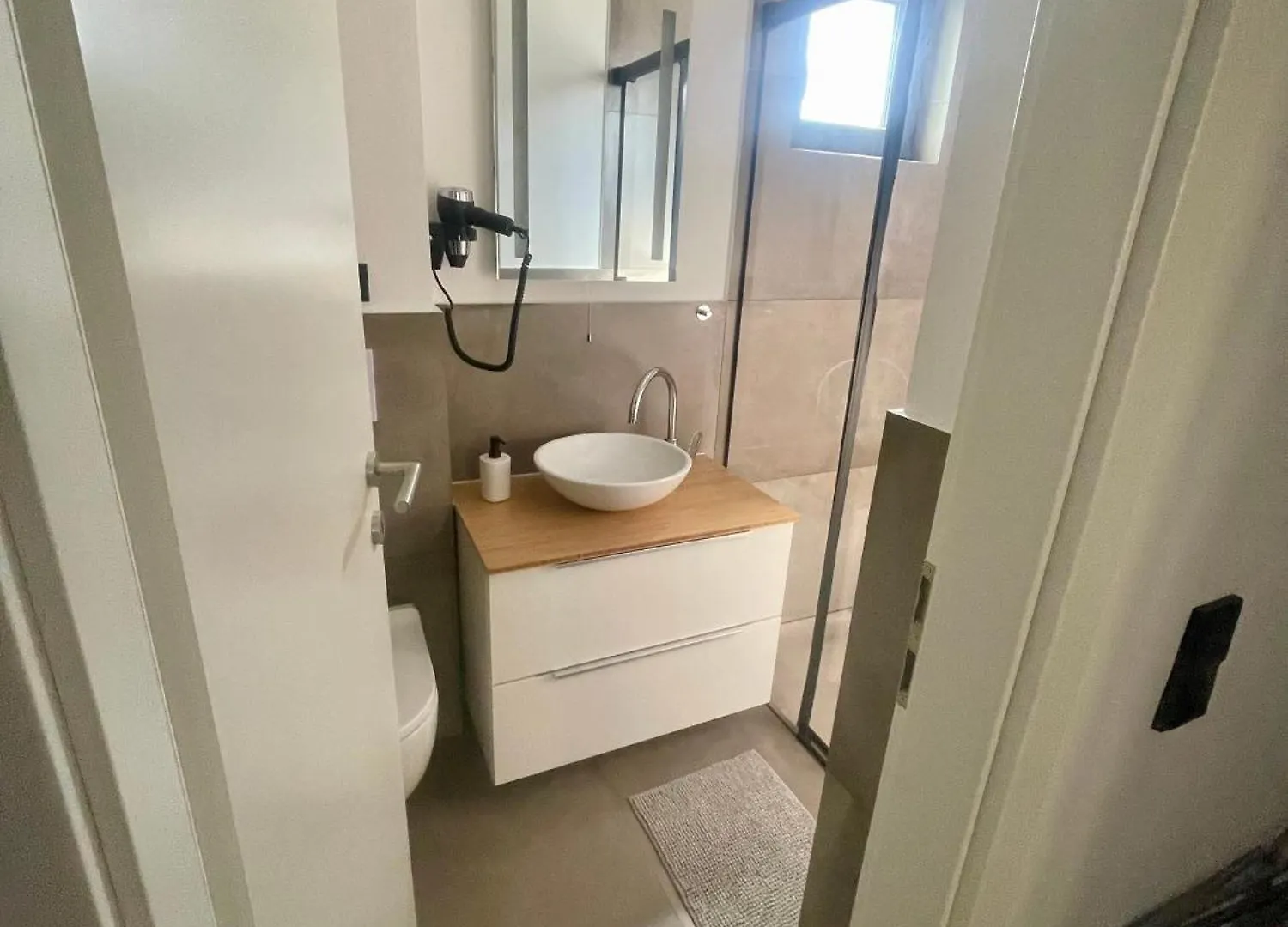 Enna Apartment C Perfect Location Medolino 0*,